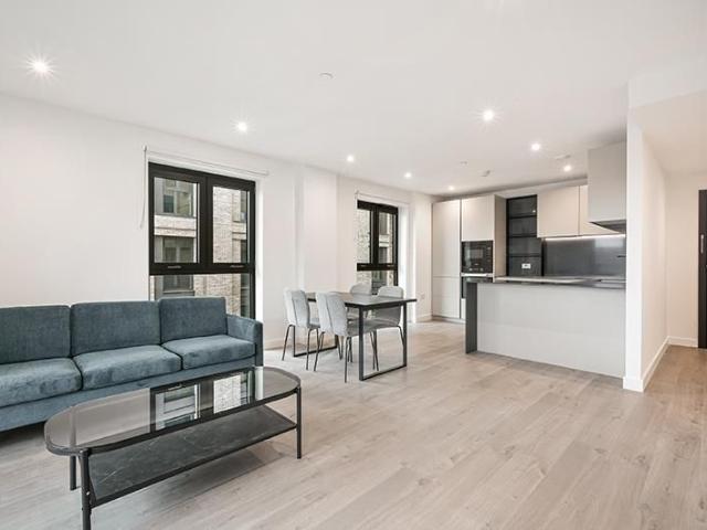 House for rent in Woodberry Down, Greater London