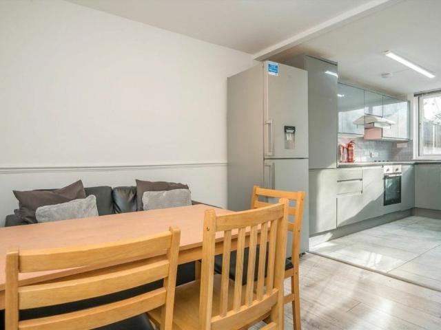 Apartment for rent in Maida Hill, Westbourne Green