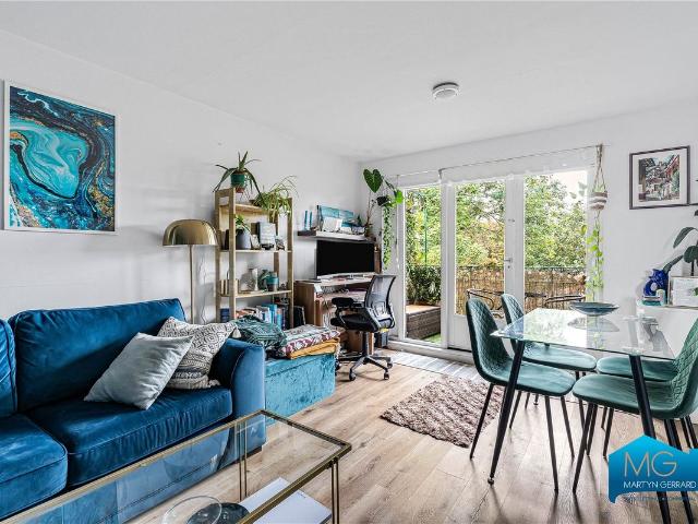 Apartment for rent in Archway, Greater London