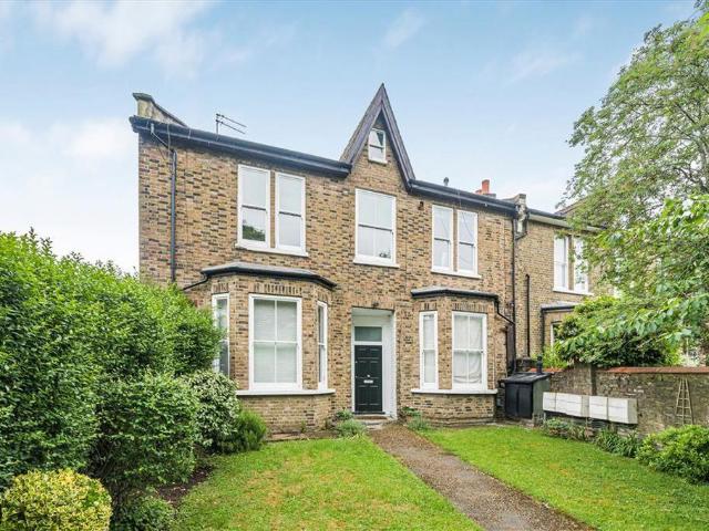 Apartment for rent in Archway, Greater London