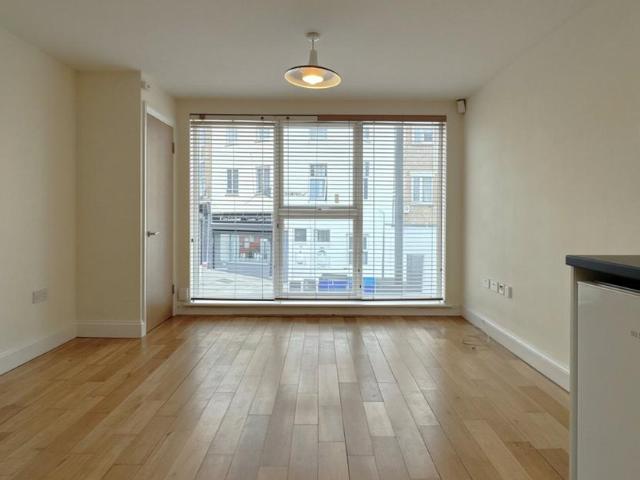 Apartment for rent in Upper Sydenham, Greater London