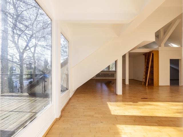 Dachgeschosswohnung kaufen in Pasing-Obermenzing, München