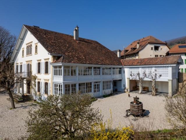 Einfamilienhaus kaufen in Grandson, District du Jura-Nord vaudois
