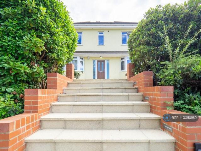 House for rent in High Wycombe Community Board, High Wycombe