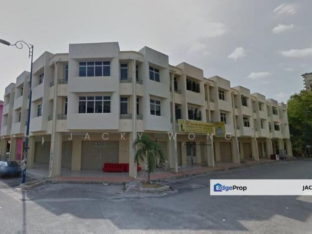 Shop for sale in PJU 1A, Petaling Jaya