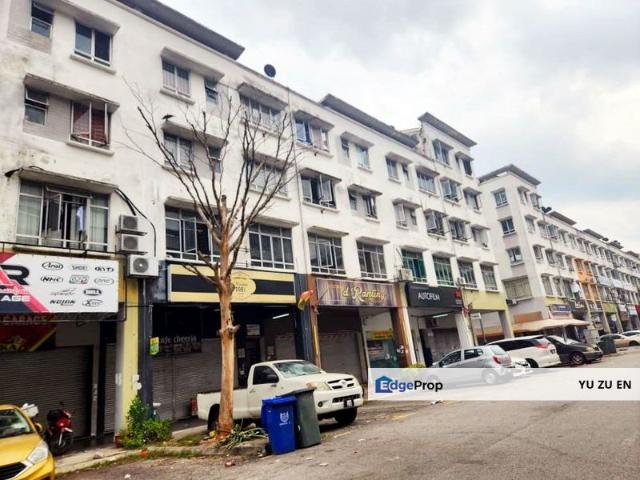 Shop for sale in Petaling, Alam Impian