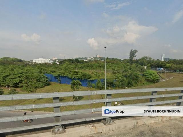 Shop for rent in Petaling, Alam Impian