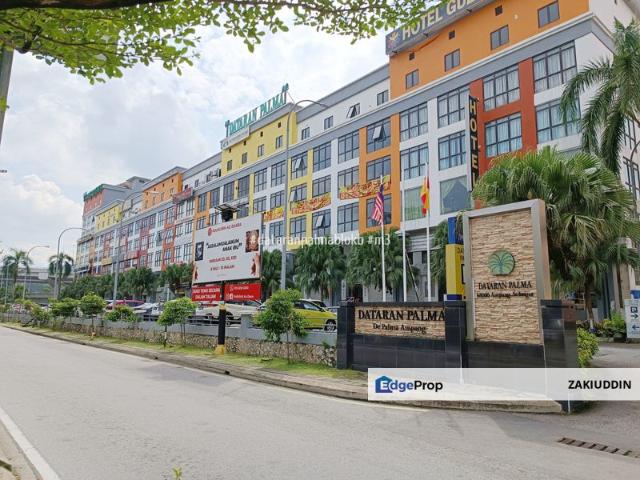 Shop for sale in Langat, Selangor