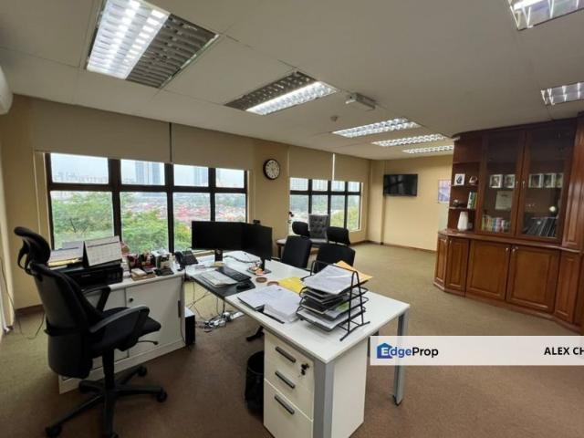 Shop for sale in PJU 1, Petaling Jaya