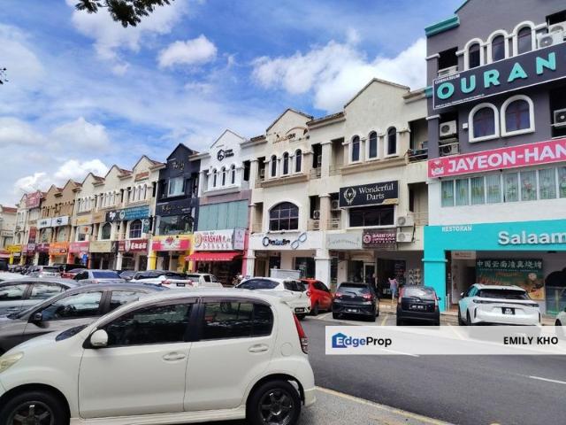 Shop for sale in Petaling, Damansara Damai