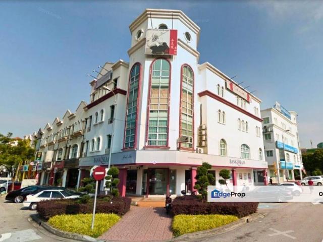 Shop for sale in Petaling, Damansara Damai