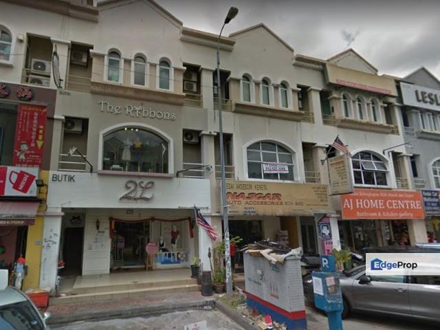 Shop for rent in Kota Damansara, Petaling Jaya