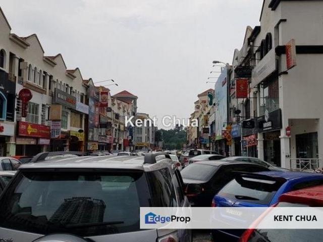 Shop for sale in Petaling, Damansara Damai