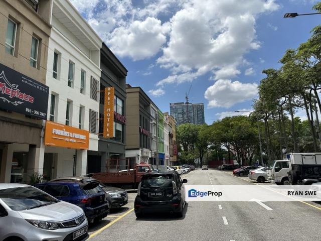 Shop for sale in Petaling, Damansara Damai