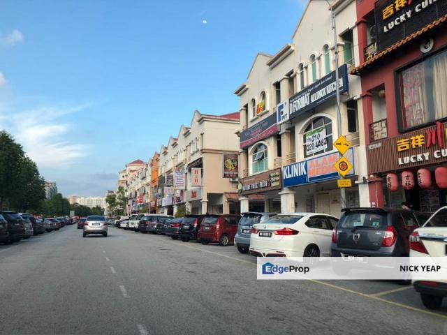 Shop for sale in Petaling, Damansara Damai