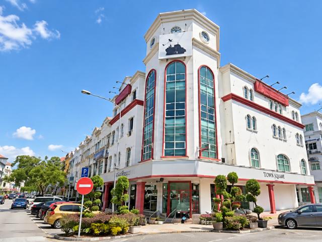 Shop for rent in Petaling, Damansara Damai