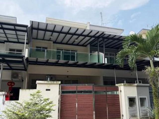 Terraced House for sale in Ulu Tiram, Johor