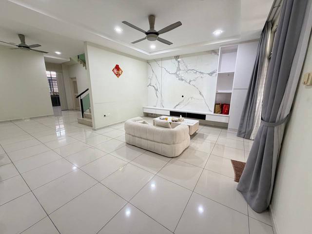 Terraced House for sale in Ulu Tiram, Johor