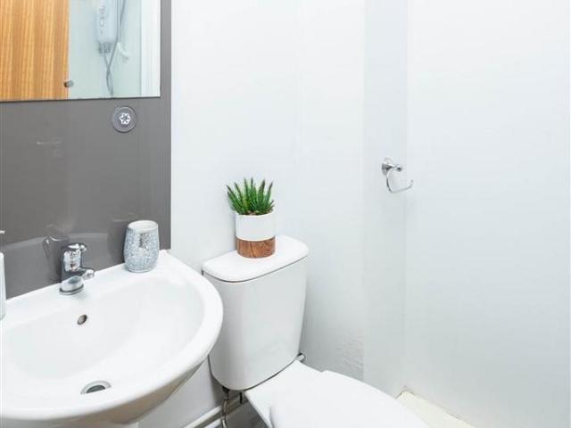 Apartment for rent in Islington, Calderstones