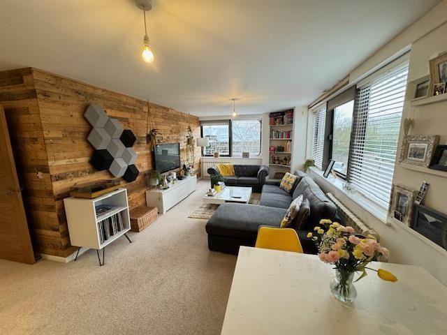 House for rent in Rodbourne, Swindon