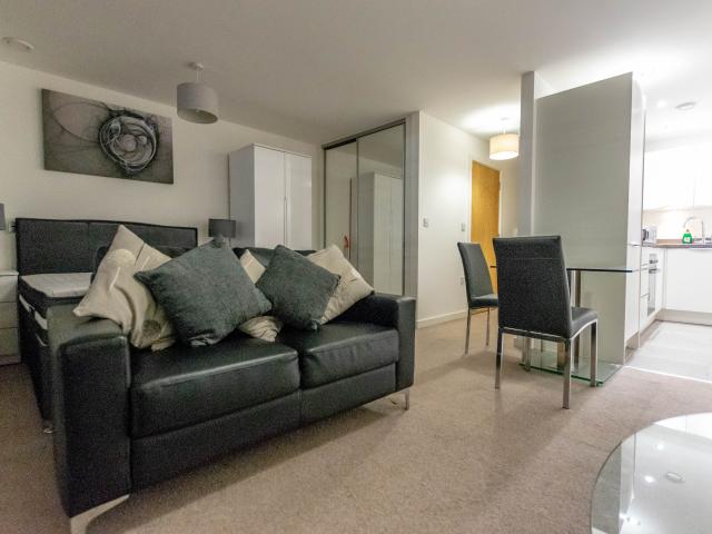 Apartment for rent in Cardiff International Sports Village, Cardiff