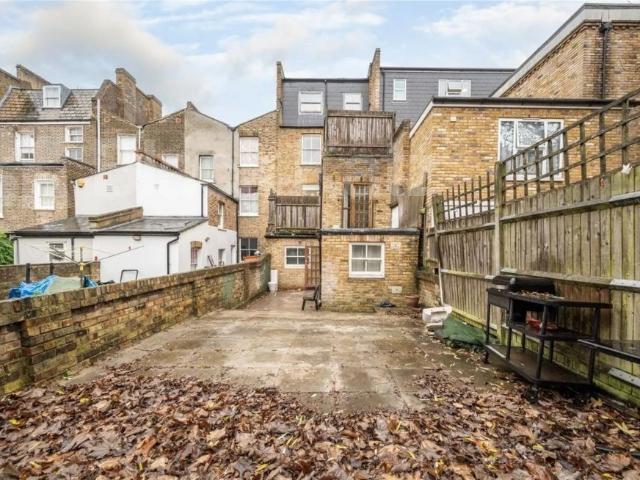 Apartment for rent in Archway, Greater London