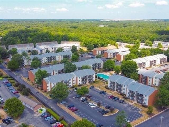Condo for sale in Hampton