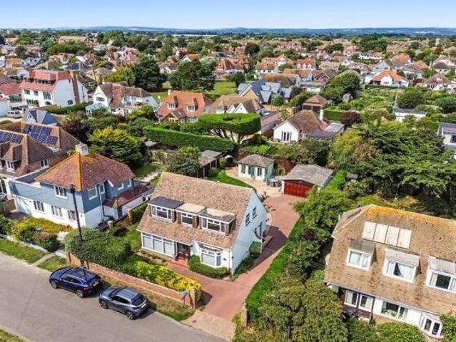 House for sale in Bognor Regis, Arun