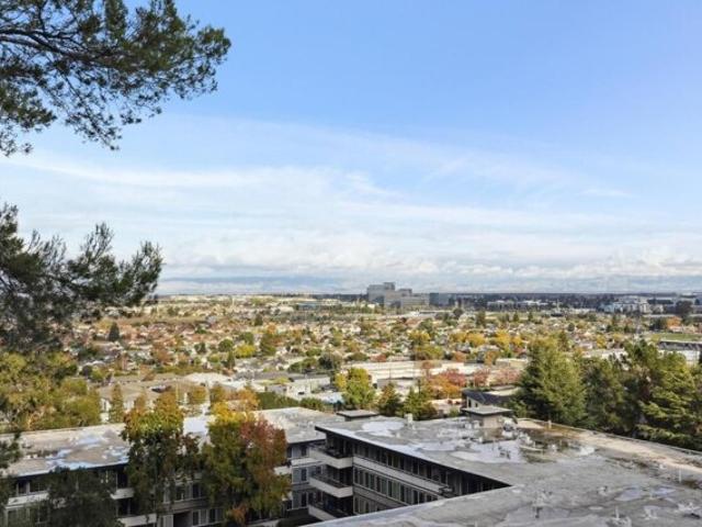 Condo for sale in San Mateo, California