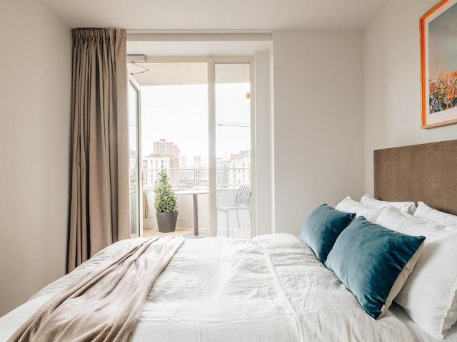 Apartment for rent in Fish Island, Bow