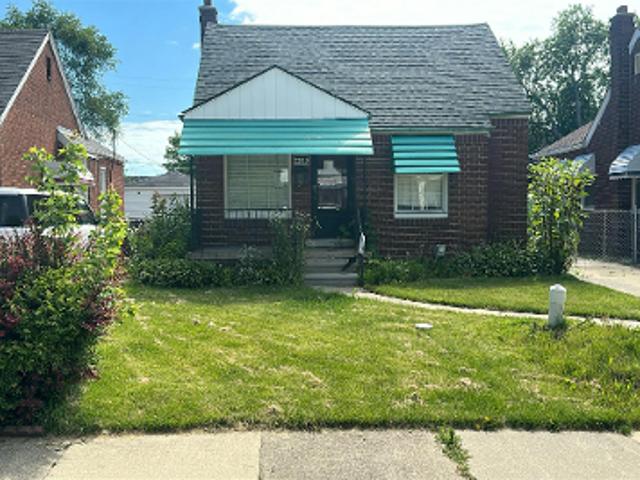 House for sale in Eastpointe, Michigan