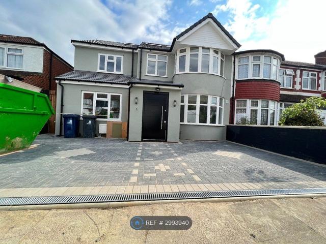 Apartment for rent in London Borough of Ealing, Greater London