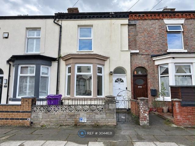 House for rent in Calderstones