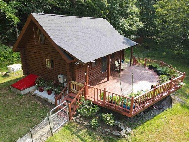 House for sale in Chester, Windsor County