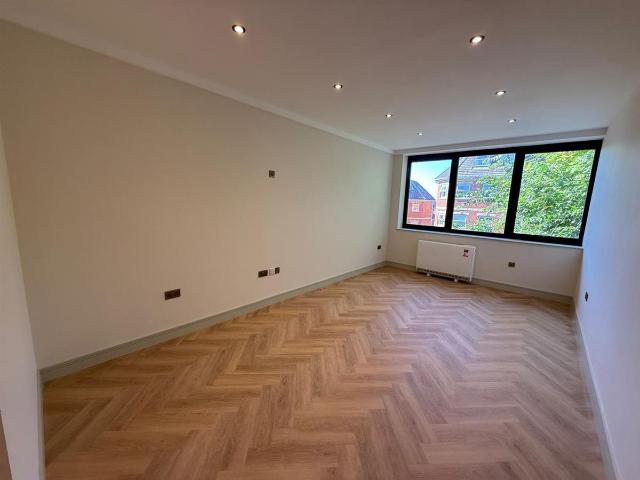 Studio for rent in Brunswick