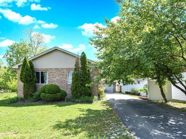 House for sale in Blue Island