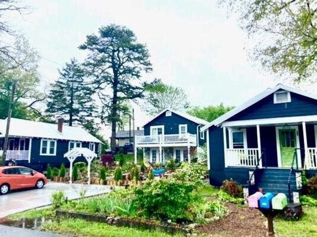 House for sale in Hendersonville
