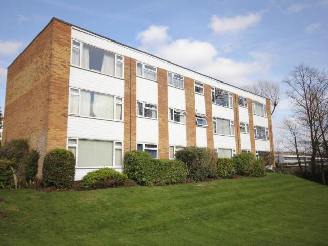 Apartment for rent in Mount Hermon, Woking