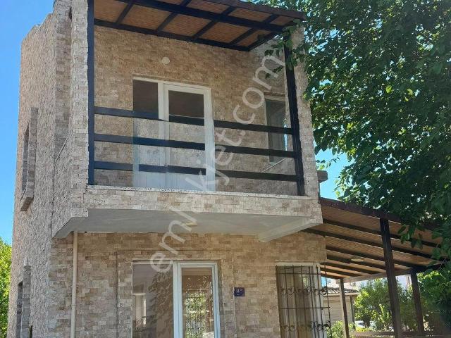 Kuşadasi, Aydin içerisinde satılık Villa