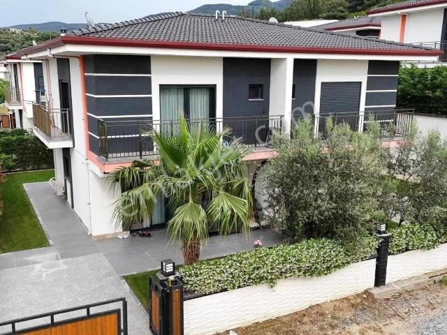 Kuşadasi, Aydin içerisinde satılık Villa
