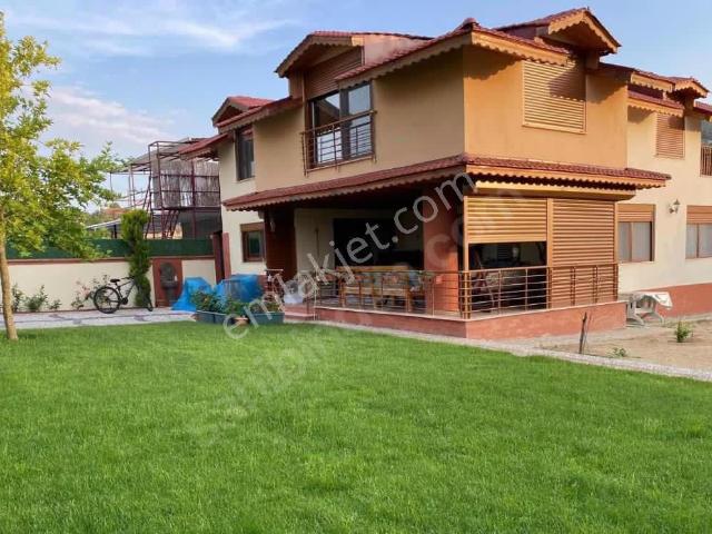 Manisa içerisinde satılık Villa