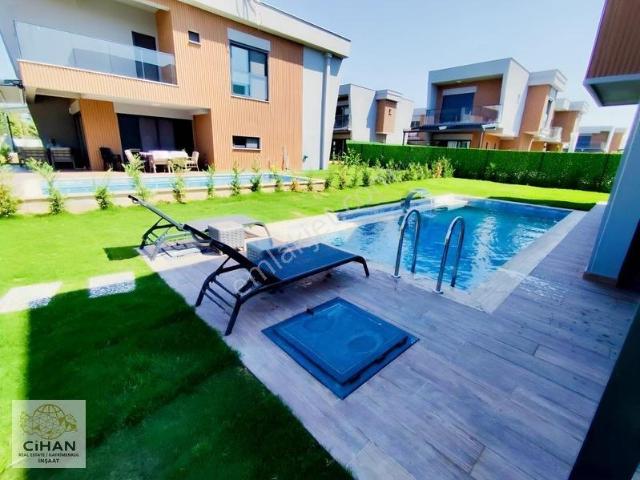 Davutlar Mahallesi, Kuşadası içerisinde kiralık Villa