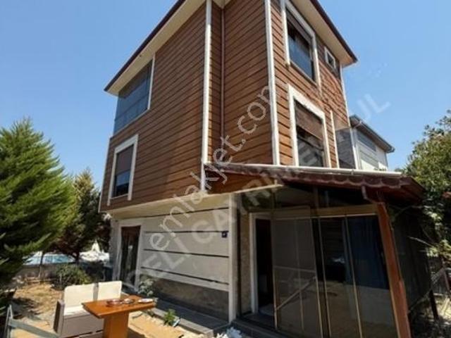 Kuşadasi, Aydin içerisinde satılık Villa