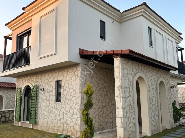 Kuşadasi, Aydin içerisinde satılık Villa
