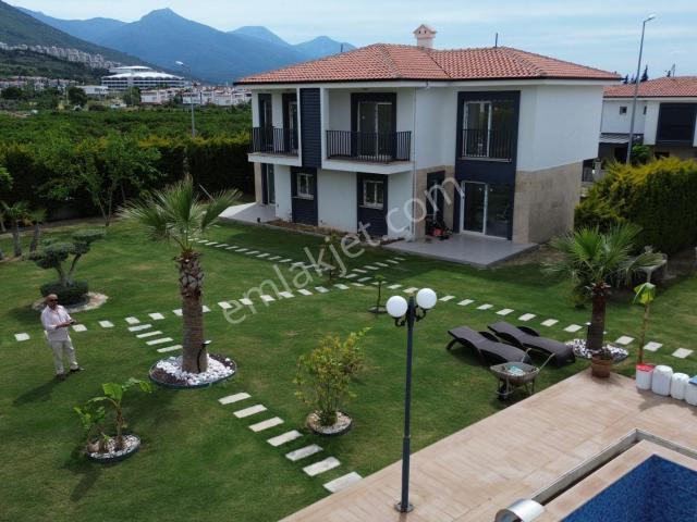 Kuşadasi, Aydin içerisinde satılık Villa