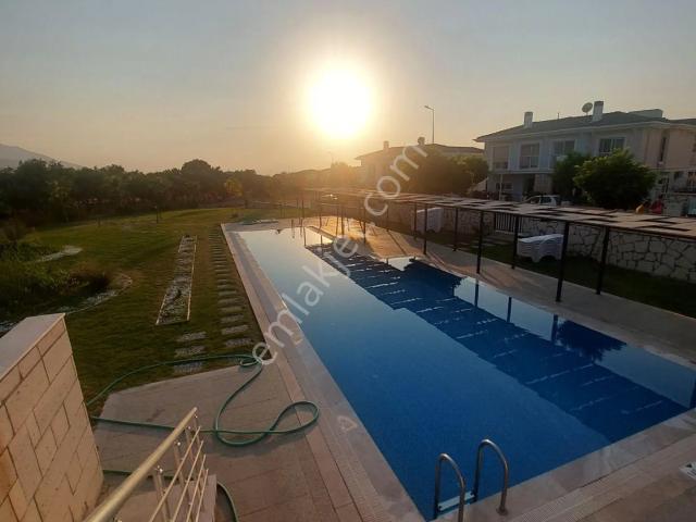 Davutlar Mahallesi, Kuşadası içerisinde kiralık mülk