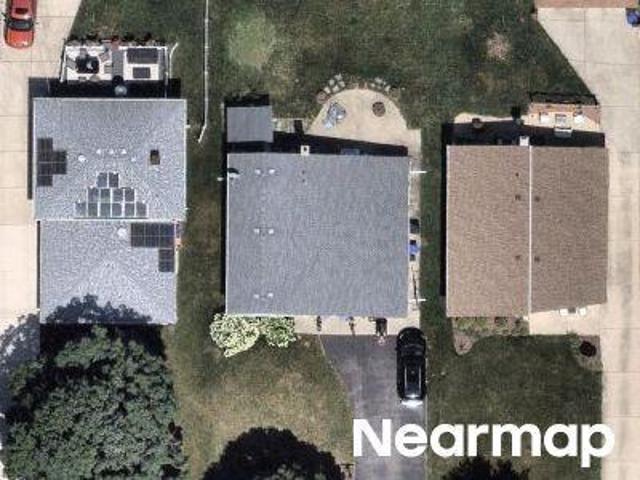 House for sale in Glen Ellyn, Illinois