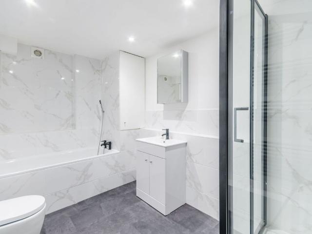 House for rent in Fulham, Walham Green