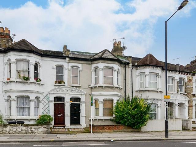Apartment for rent in Fulham, Walham Green