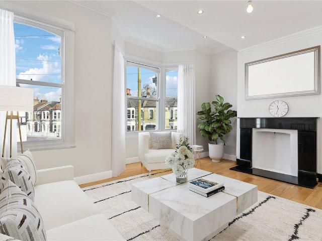 Apartment for rent in Fulham, Greater London